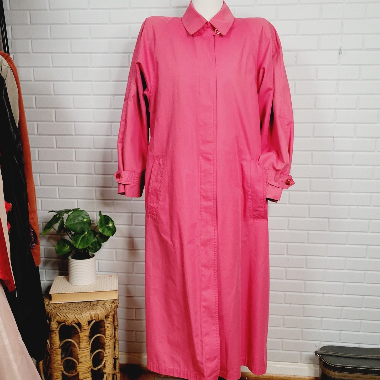 1970s bright pink London Fog long trench coat size 10 cottagecore