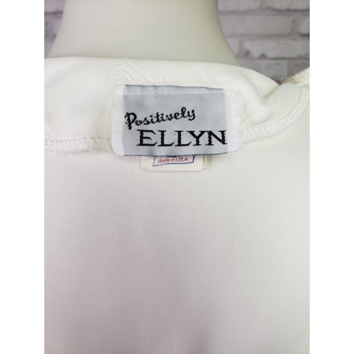 Vintage 1980s cocktail dress white and black wrap-look mini, Positively Ellyn size 4 women's vintage 34-inch bust