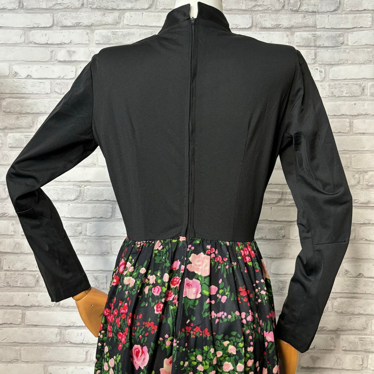 Miss Eileen 1970s nylon maxi dress, mod black floral, long gown, hostess lounge dress, size 8