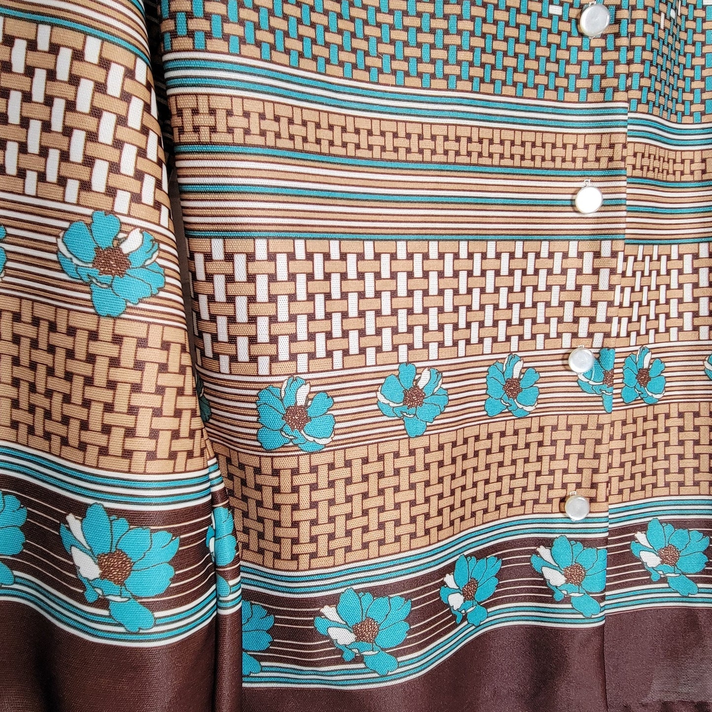 Vintage 1970s Polyester blouse brown aqua basketweave with pop art flowers Sz M