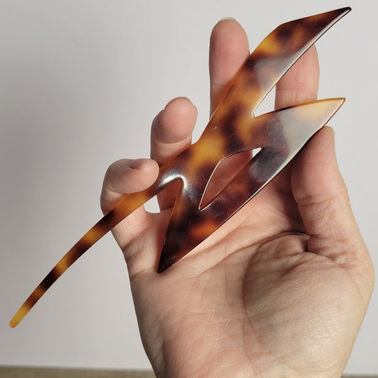 Vintage lucite tortoiseshell oversized brooch lightning bolt zigzag