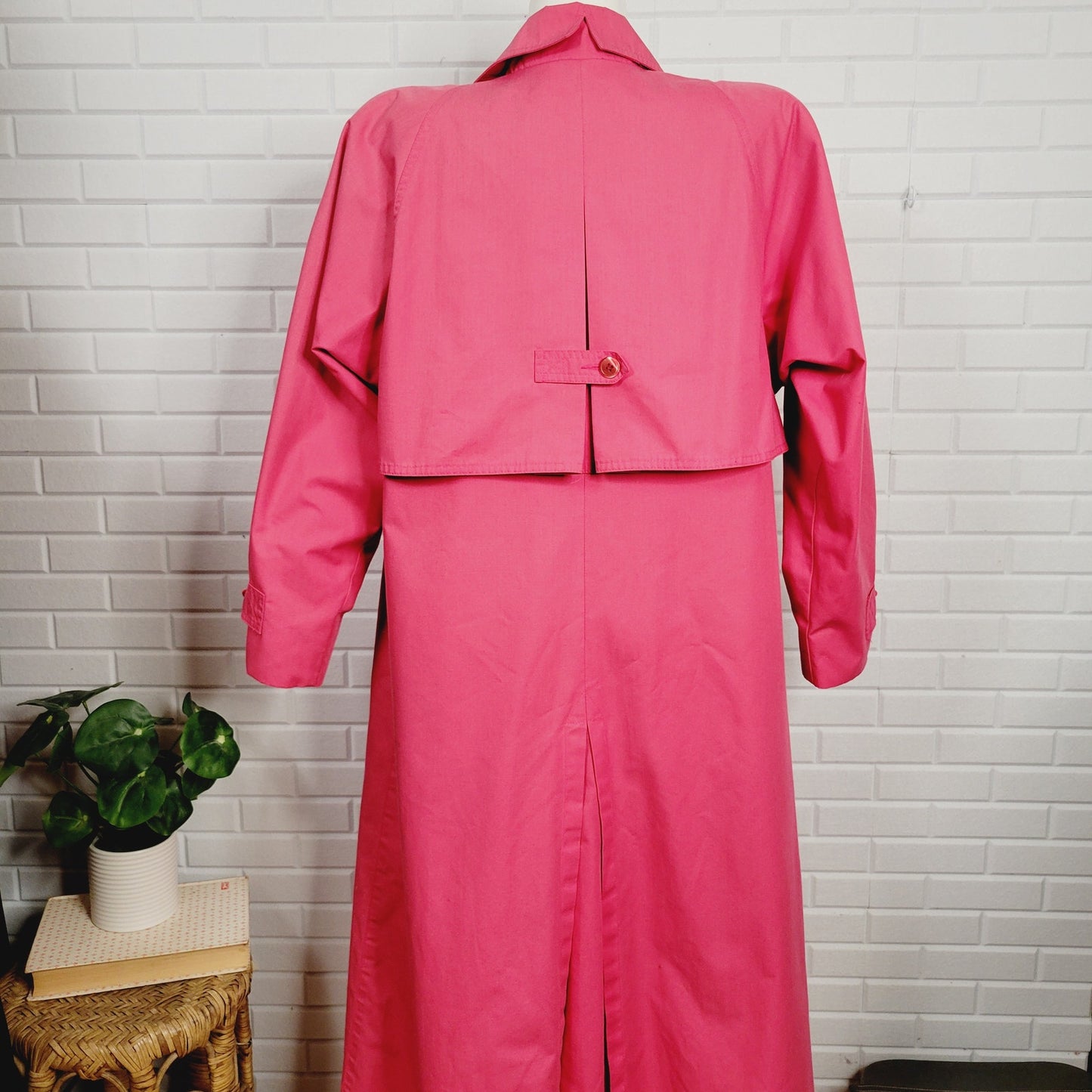 1970s bright pink London Fog long trench coat size 10 cottagecore