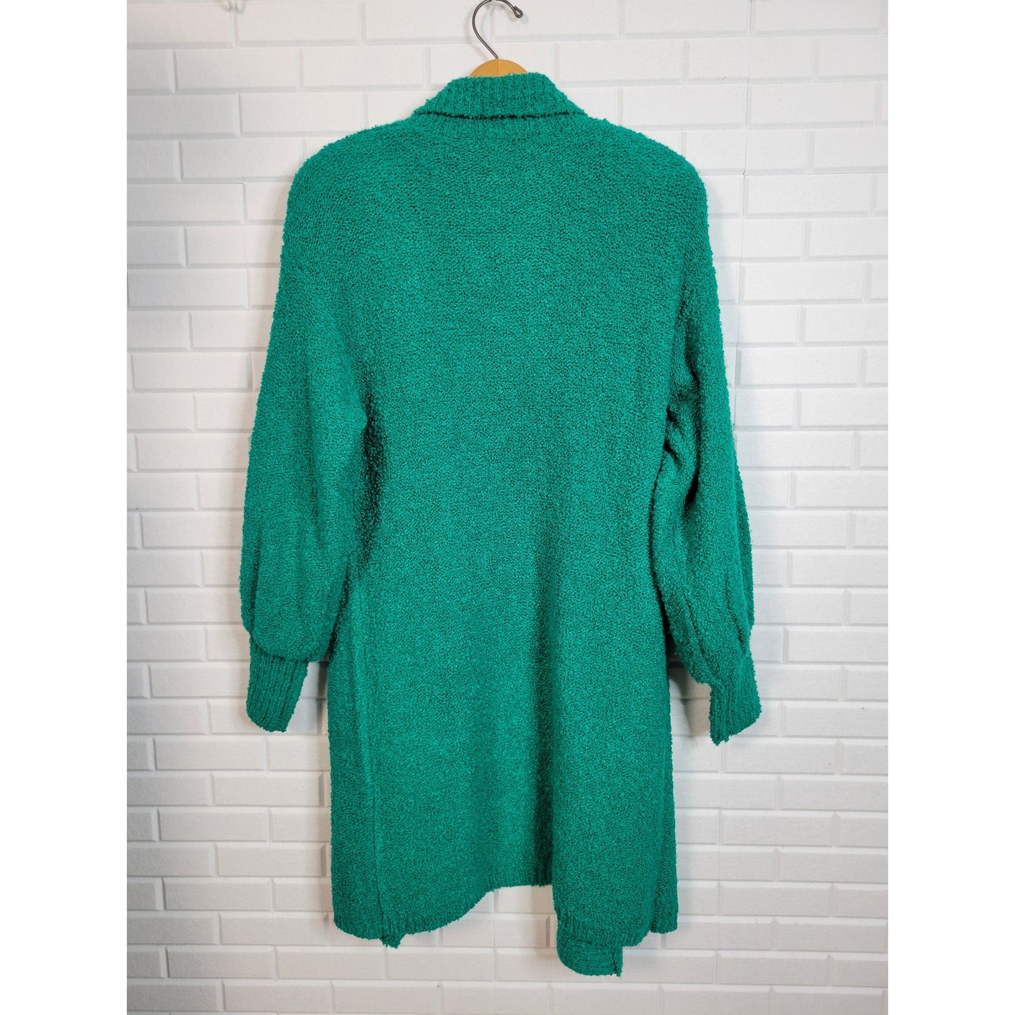 Sideffects long cardigan sweater womens sz S kelly green boucle knit vintage