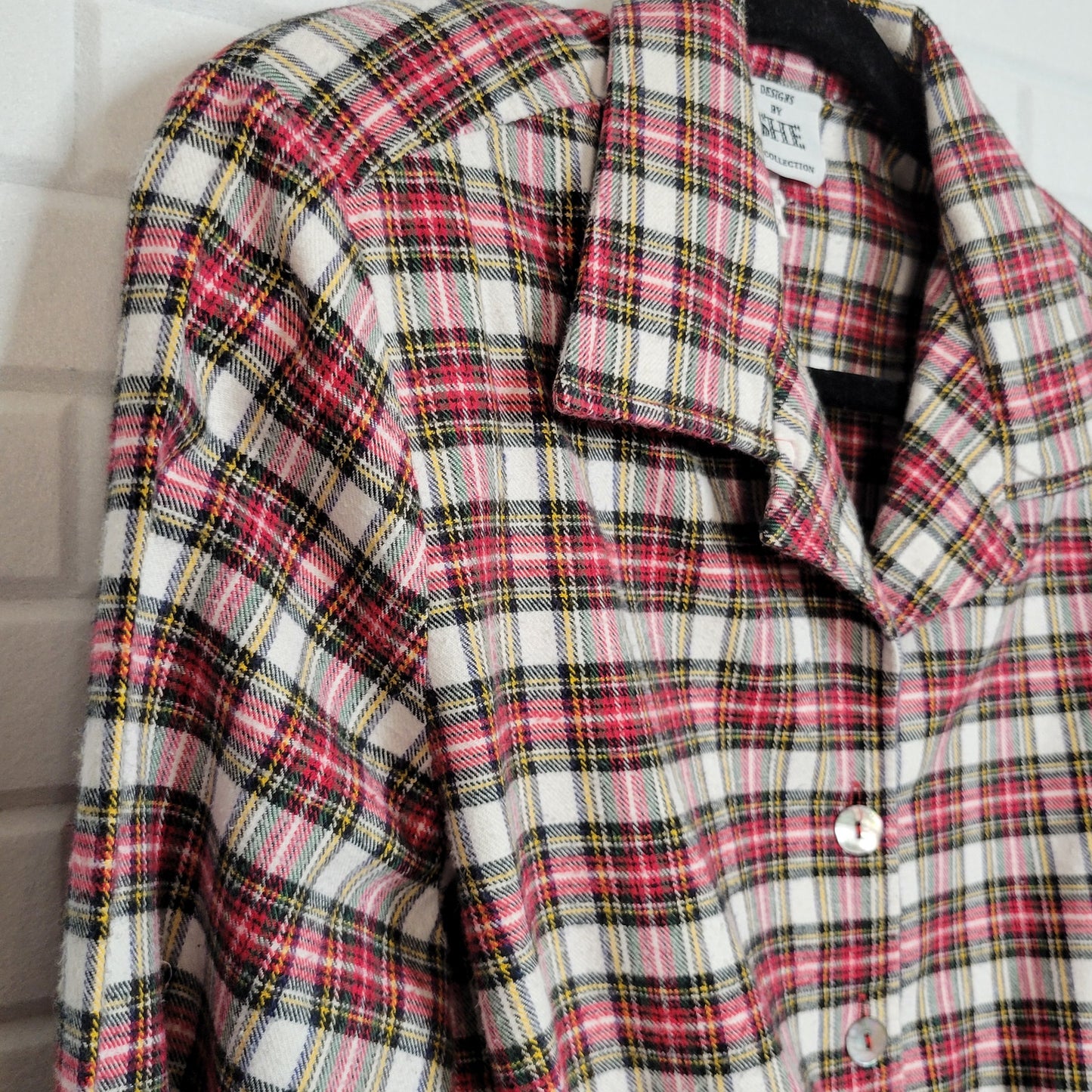 Vintage plaid flannel cropped button up shirt Designs by She oversized XS